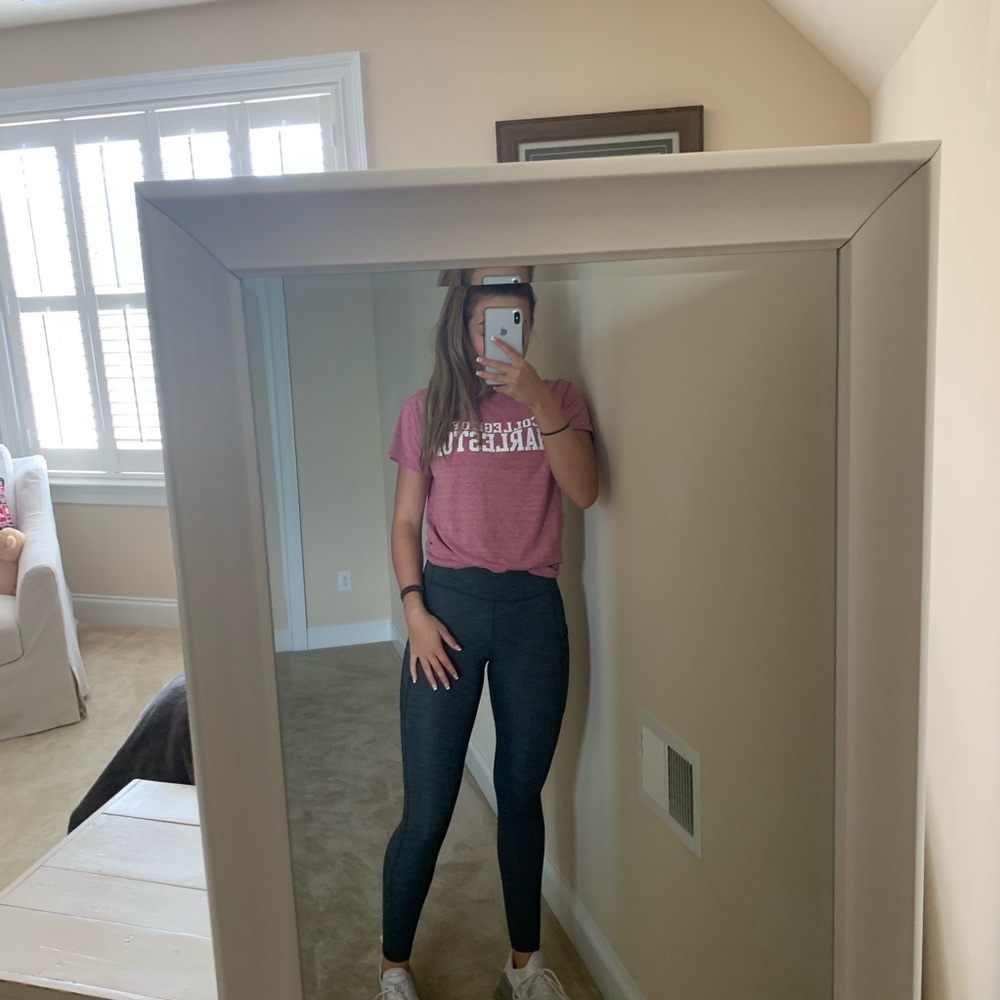 Heather grey Lululemon leggings